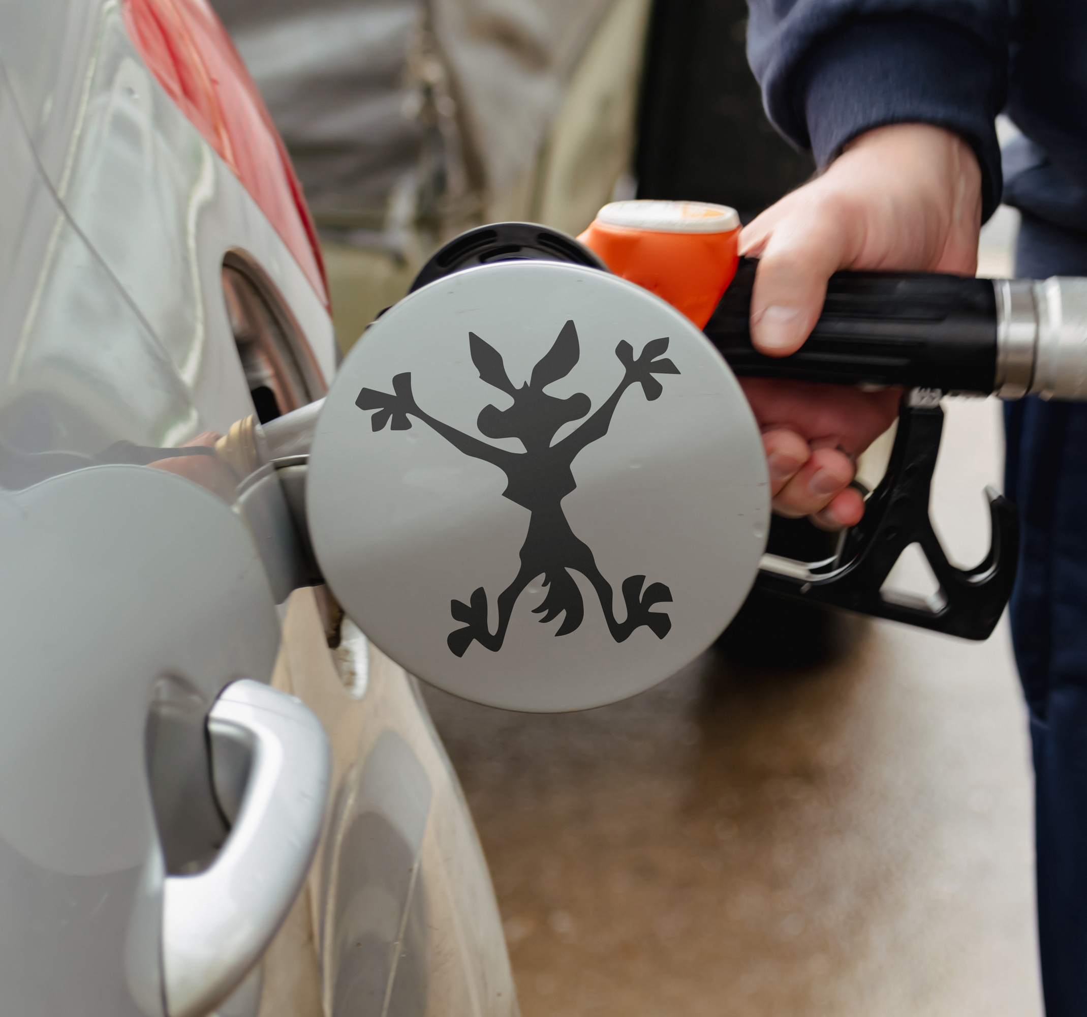 Sticker voor op auto coyote silhouet