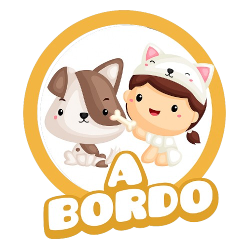 Pegatina bebé a bordo niña y perro en el viaje - TenVinilo