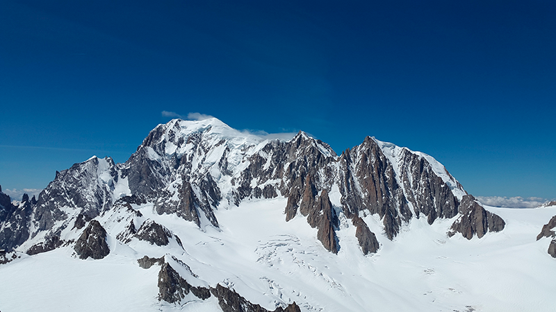 Sticker PC paysage du Mont-Blanc - TenStickers