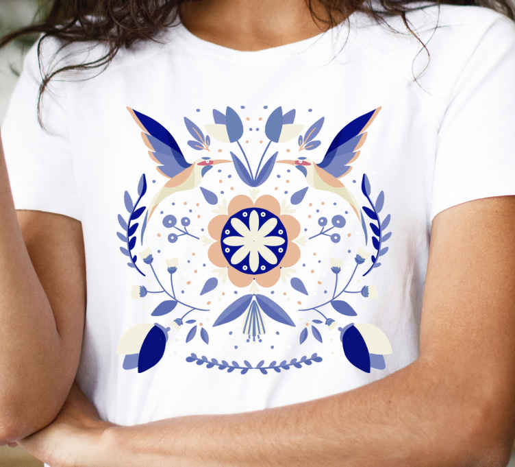 T-shirt lucida fiori blu con uccelli