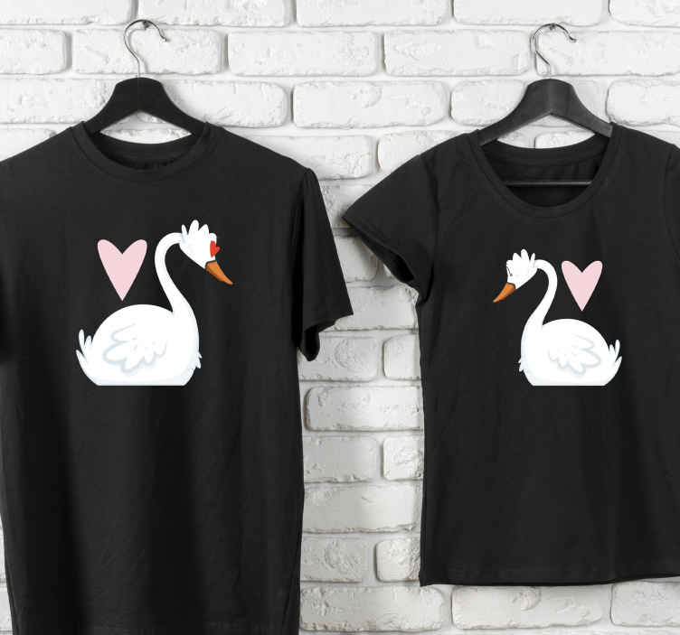 Camisetas para parejas Cisnes enamorados - TenVinilo