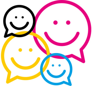 Camiseta infantil Burbujas de discurso de colores sonrientes - TenVinilo