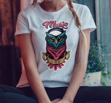 Motiv sove s majicama u boji po mjeri - TenStickers