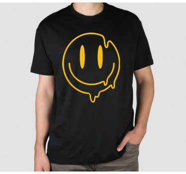 Smiley Face Graphic t-shirt - TenStickers