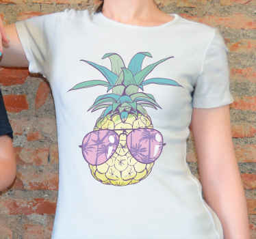 Camiseta personalizada de dibujos animados de piña hawaiana - TenVinilo