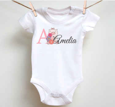Camiseta bebé Cerdito de animales lindos con nombre - TenVinilo