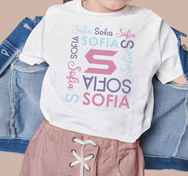 Initial and name pattern kids t-shirt - TenStickers