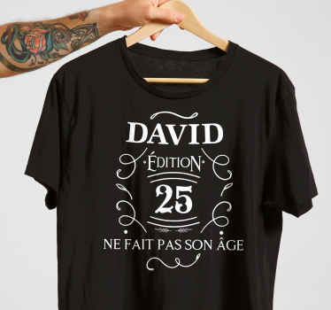 Texte drôle sur les t-shirts d'âge avec nom - TenStickers