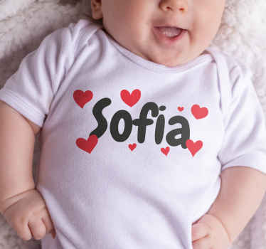 T-Shirts mit Namen und Herzen - TenStickers