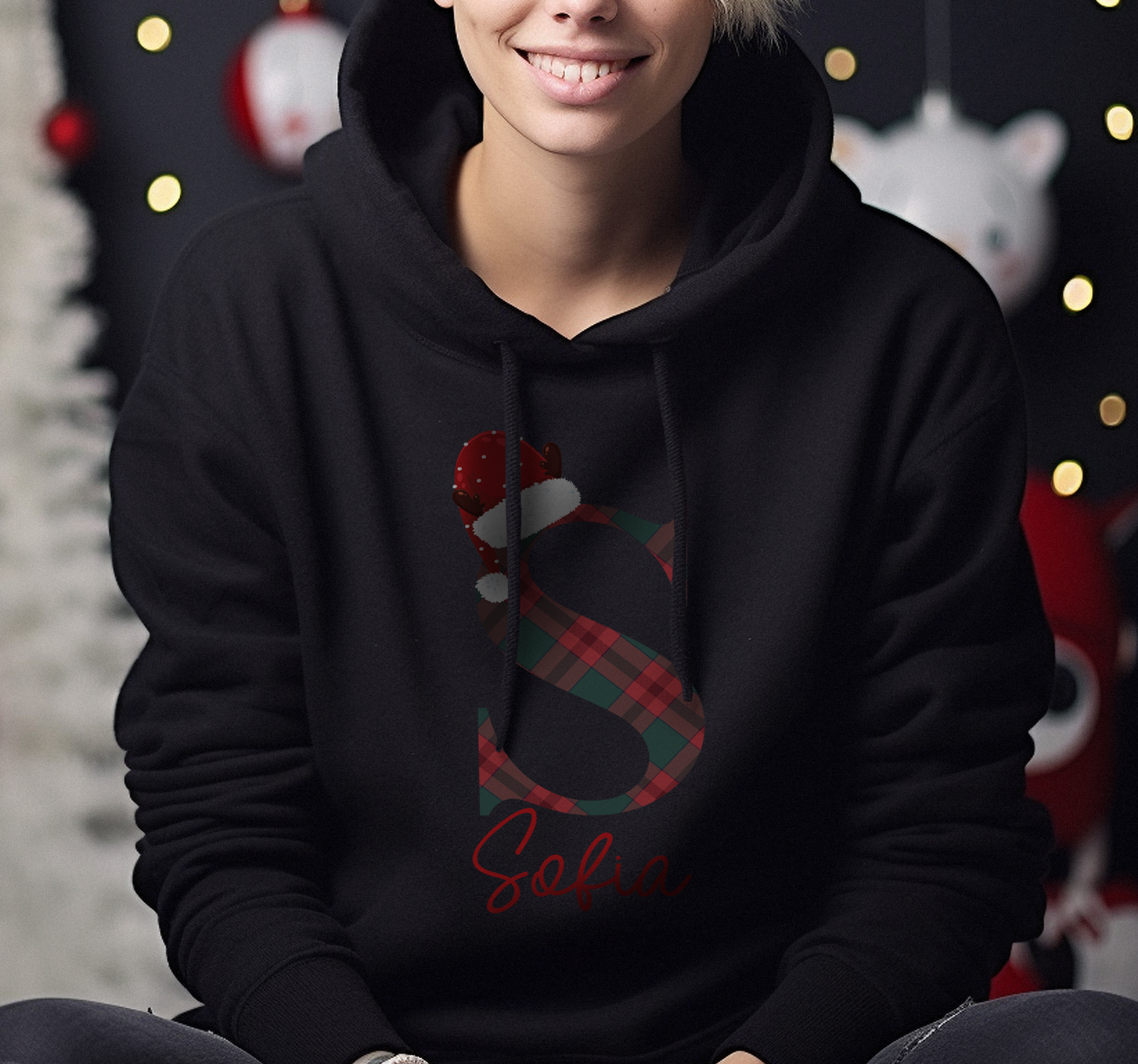 Sudadera navideña inicial y nombre personalizados