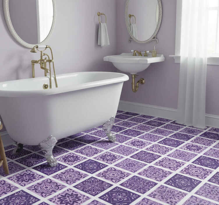 Bathroom vinyl rug with purple floral pattern - TenStickers