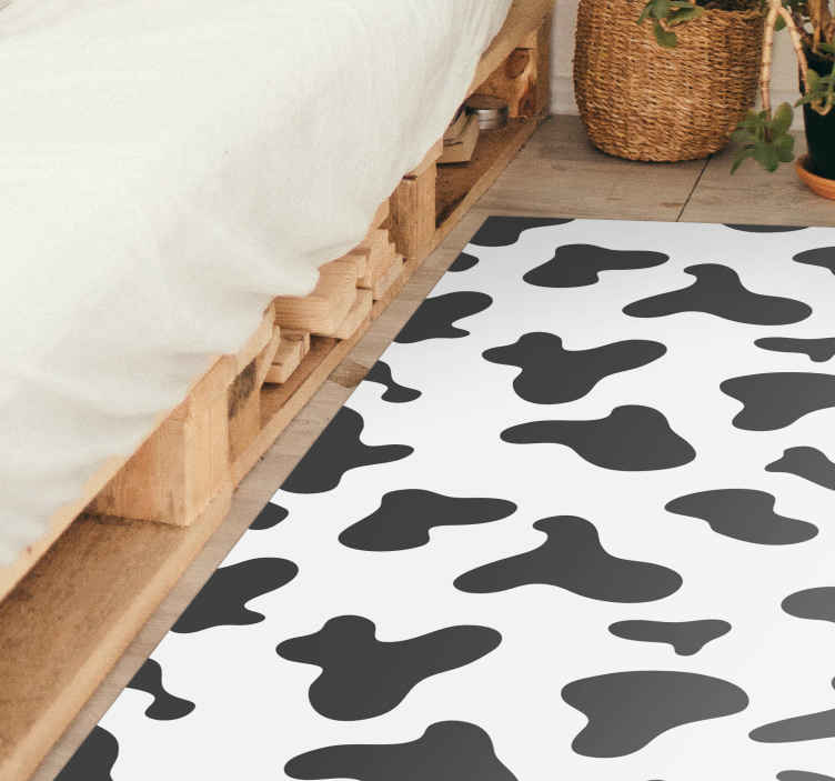 Cow print animal print carpet - TenStickers