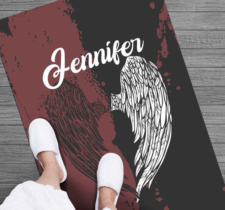 Tapis vinyle ado ailes de coeur avec nom - TenStickers