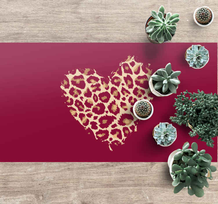 Leopar desenli doku kalp dikdörtgen halı - TenStickers