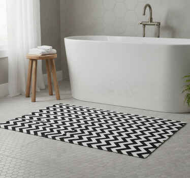 Bathroom vinyl rug with triangle lines - TenStickers