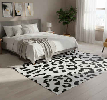 Animal print vinyl rug in simple leopard design - TenStickers