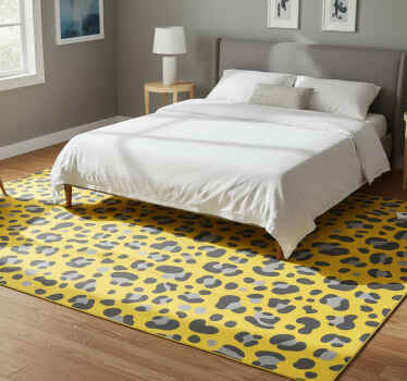 Animal print vinyl rug in pantone leopard print - TenStickers