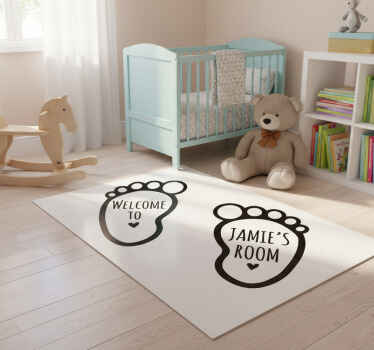 Tapis vinyle pour enfants pieds de bébé avec nom - TenStickers