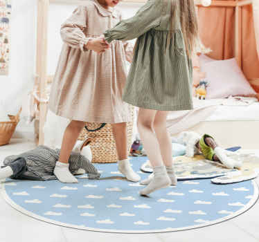 detský vinylový koberec kruh zamračenej oblohy - Tenstickers