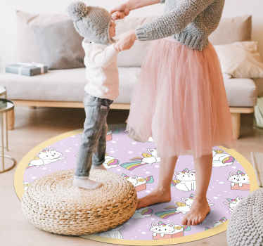 Dziecięcy dywan winylowy przygoda z kotem jednorożcem - TenStickers