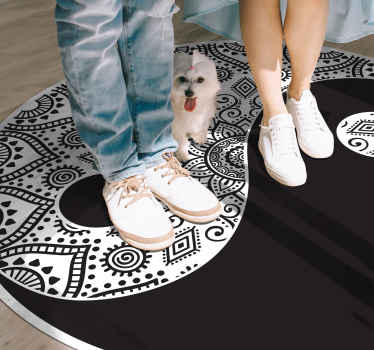 Tapis vinyle mandala symétrie yin yang - TenStickers