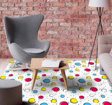 Este tapete de vinil de mosaico é baseado em um fundo branco com muitos pequenos pontos e círculos em vermelho, amarelo e azul por toda parte. Entrega ao domicílio!