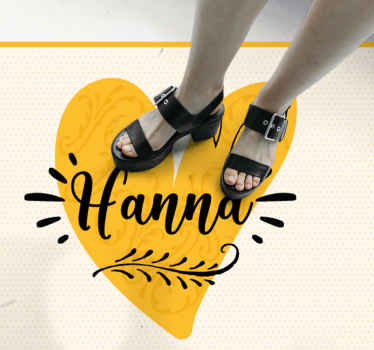 εξατομικευμένο χαλί με όμορφο όνομα καρδιάς - TenStickers