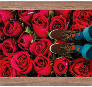 Covor din vinil model roz trandafiri rosii - TenStickers