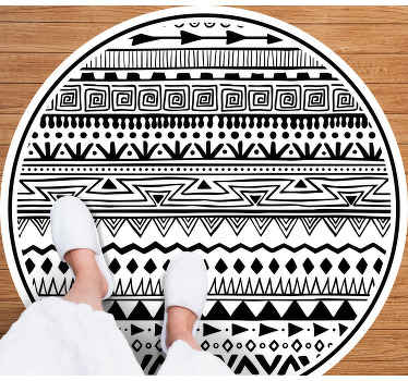 Black and white boho pattern bedroom rug - TenStickers