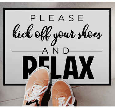 Tapis vinyle moderne Entrez et détendez-vous - TenStickers