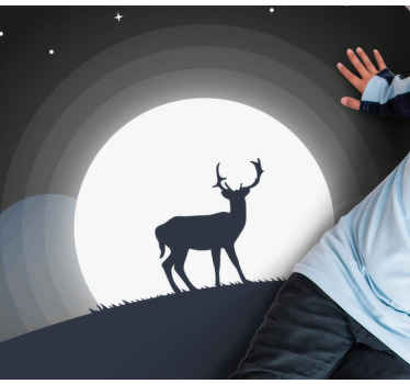 现代地毯后面的驯鹿剪影月亮 - TenStickers