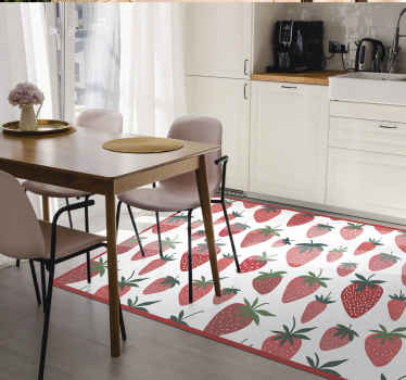 Alfombra vinílica cocina delicias de fresas jugosas - TenVinilo