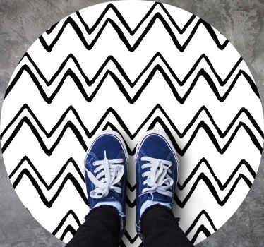 Wavy Stripe Pattern stripes vinyl rug - TenStickers