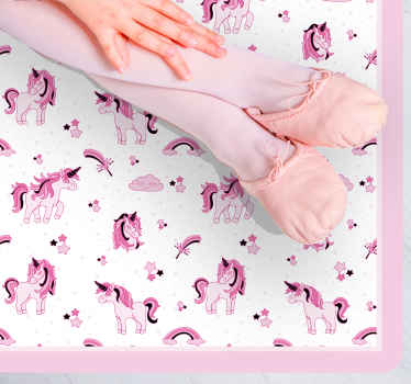 Alfombra vinílica infantil reino de fantasía de unicornio - TenVinilo