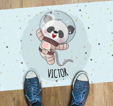 Aranyos panda űrhajós Vinil szőnyeg nevekkel - TenStickers