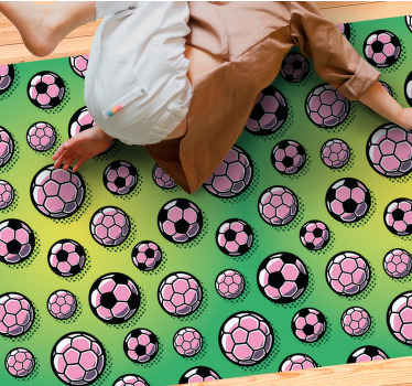 Alfombra vinílica juvenil encantadores balones de fútbol - TenVinilo
