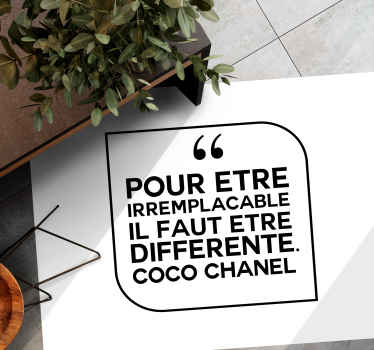 Tapis vinyle citation citation inspirante de Chanel - TenStickers