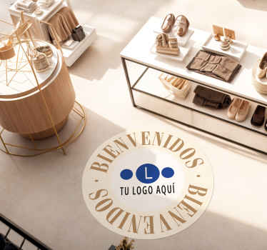 Alfombra vinílica beige bienvenida con logo - TenVinilo