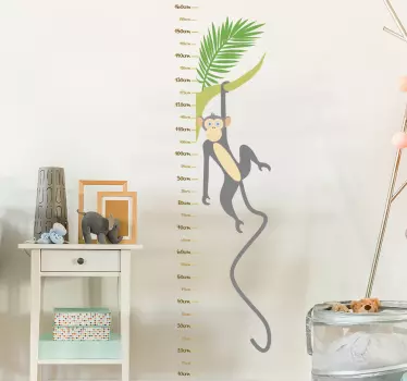 Give a new idea of decoration to your children's rooms with this height chart wall sticker with a hanging monkey. Easy to apply.