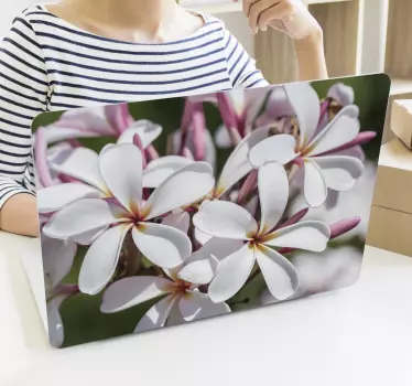 Pink and white flowers  laptop decal - TenStickers