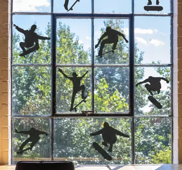 Fenster Aufkleber Silhouetten skateborders - TenStickers