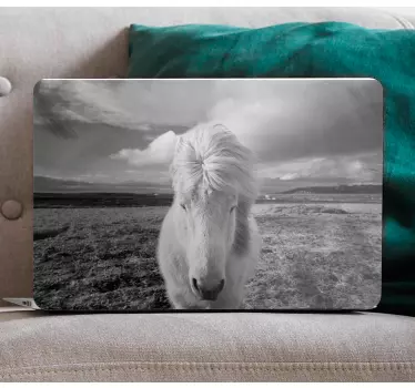 Decal de vinil pentru laptop cu cal alb - TenStickers