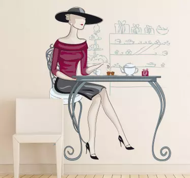 Wandtattoo elegante Frau im Cafe - TenStickers