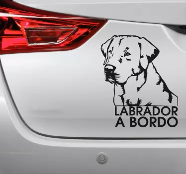 Vinilo decorativo Labrador Retriever a Bordo - TenVinilo