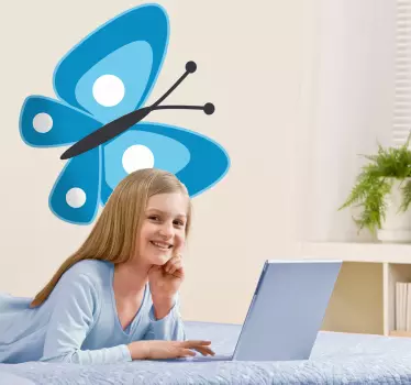 çocuklar mavi kelebek çıkartması - TenStickers