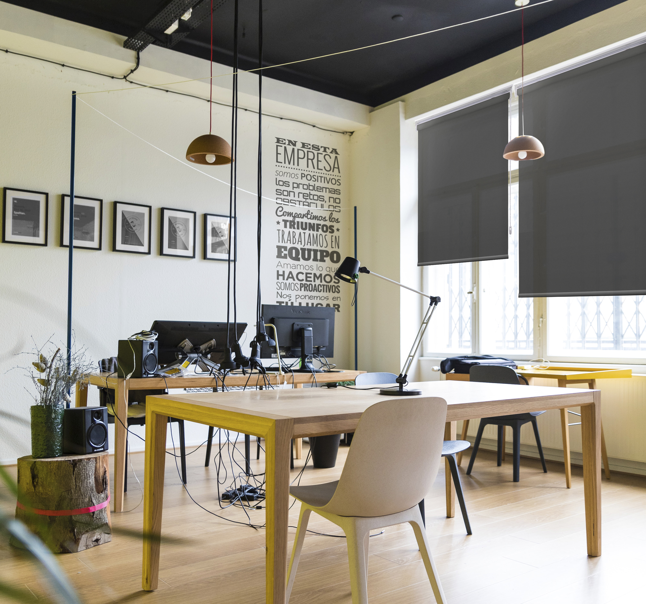 ¿Cómo decorar una oficina con vinilos? Consejos de Tenvinilo